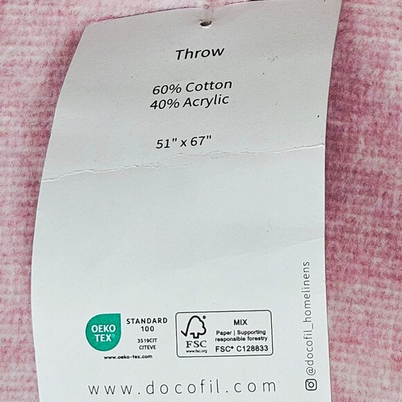 Docofil Christmas Candy Cane & Star Throw Blanket 51" X 67" Pink & Red - Picture 4 of 7